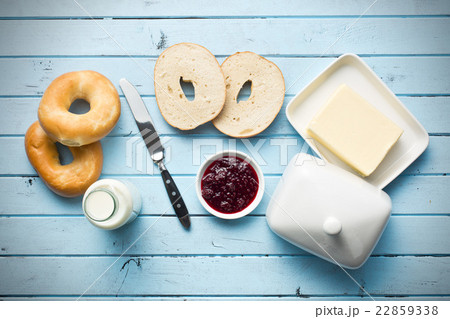 tasty breakfast 22859338