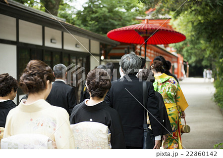 結婚式の参列者 22860142