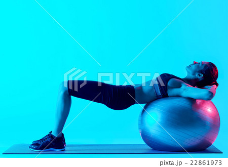 woman fitness pilates exercices isolated 22861973