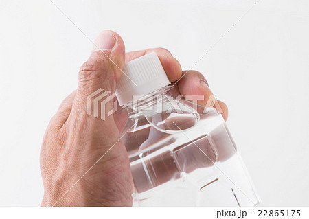 ミネラルウォーター 白バック ミネラルウォーター 白バック 22865175