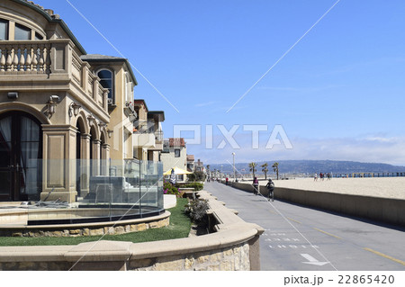 ハモサビーチのボードウォーク　海辺の町　ビーチカルチャー　The Strand 22865420