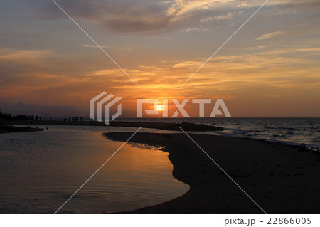小浜島の朝焼けの風景 22866005