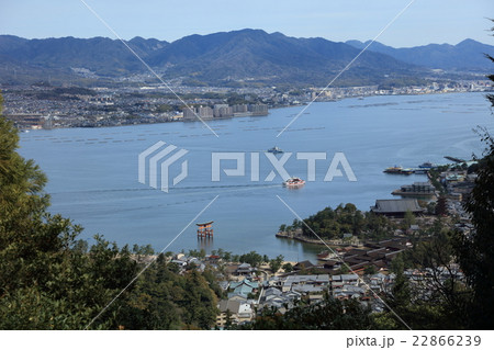 弥山から望む厳島神社 22866239