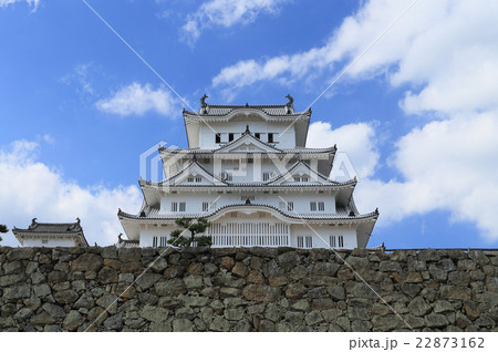 世界遺産「姫路城」上山里(二の丸)から見る大天守 世界遺産「姫路城」上山里(二の丸)から見る大天守 22873162