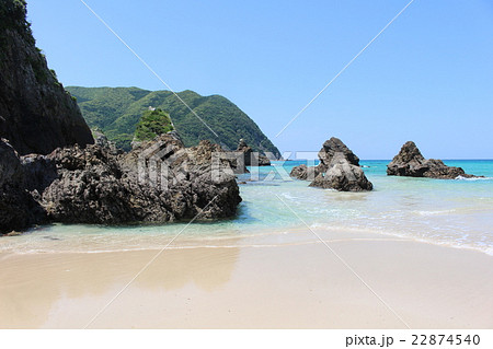 快晴の五島列島福江島 高浜ビーチ 日本の渚百選の写真素材