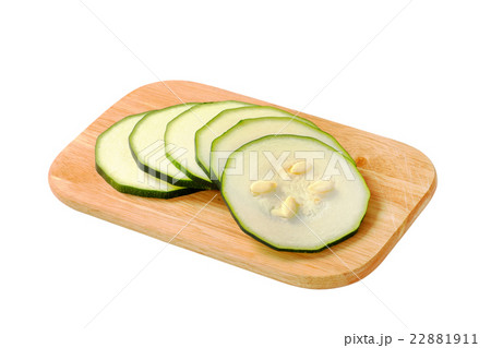 sliced fresh zucchini 22881911