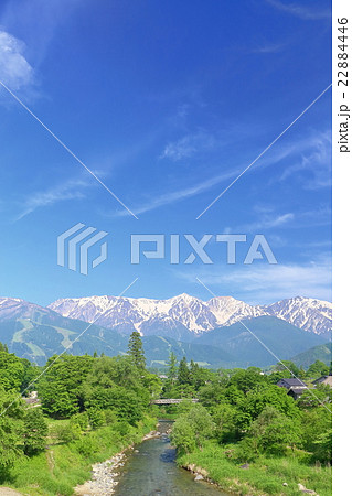 信州長野 初夏の北アルプスの風景 信州長野 初夏の北アルプスの風景 22884446