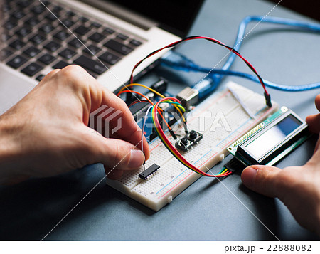 Microchip manual connecting to microcontroller Microchip manual connecting to microcontroller 22888082