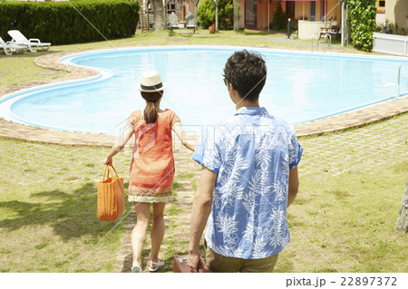 バカンス カップル バカンス カップル 22897372