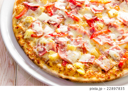 Hawaiian Pizza 22897835