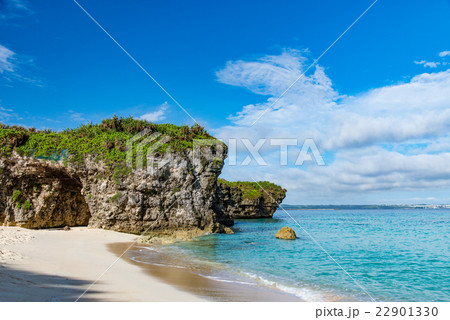 沖縄県　宮古島の砂山ビーチ 22901330