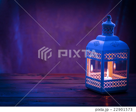 Beautiful background with a shining lantern Fanus 22901573