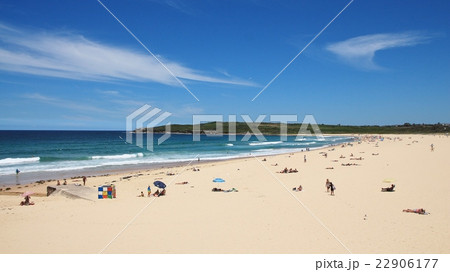 Sunbathe at Maroubra Beach 22906177