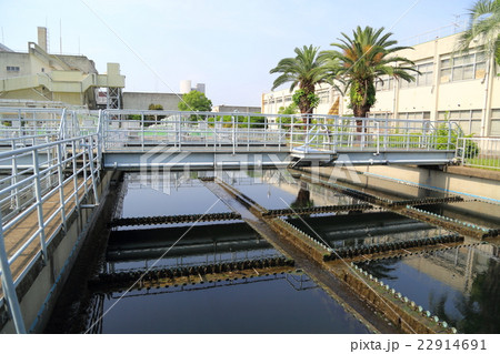 下水処理場の写真素材 [22914691] PIXTA
