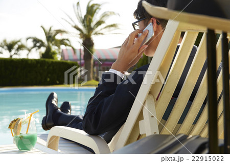 リゾート ビジネスマン リゾート ビジネスマン 22915022
