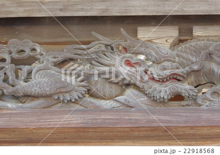 信州　諏訪の寺院　江音寺　山門の龍の彫刻　諏訪大隅流の棟梁　花岡源内豊之の作品 22918568