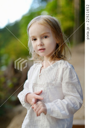 Adorable little girl portrait 22921652