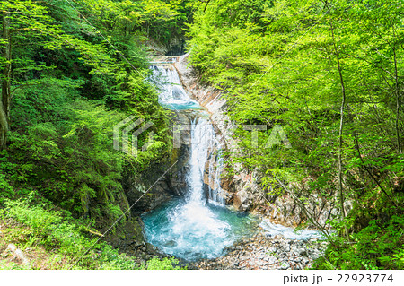 置物 Valley Waterfall Valley Waterfall