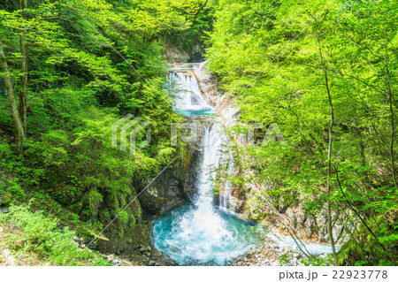 【山梨県】西沢渓谷・七ツ釜五段の滝 【山梨県】西沢渓谷・七ツ釜五段の滝 22923778