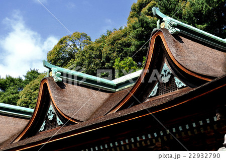 下関市 住吉神社本殿屋根の写真素材