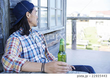 男性　ポートレート 22935443