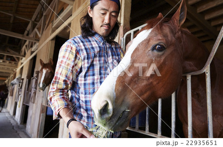 男性 馬 飼育 男性 馬 飼育 22935651