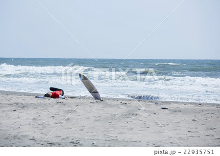 サーファー　ポートレート 22935751