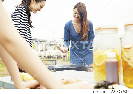 BBQパーティ 22935986