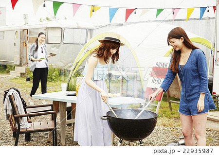 BBQパーティ 22935987