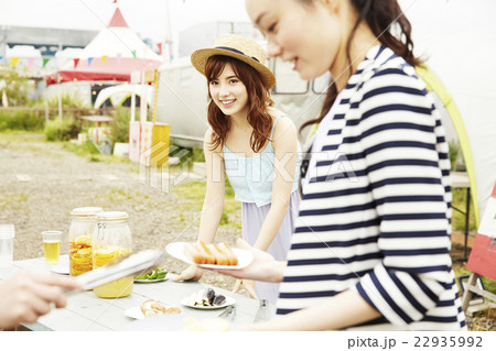 BBQパーティ 22935992
