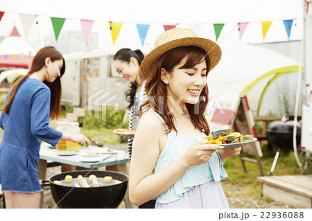 BBQパーティ 22936088