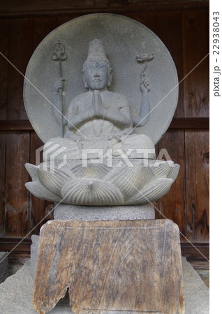 信州の文化財　名工　守屋貞治の石仏　不空羂索観音像（伊那市高遠建福寺　西国三十三ヶ所観音） 22938043