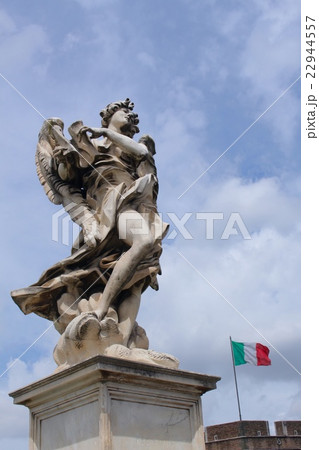 天使の像 22944557