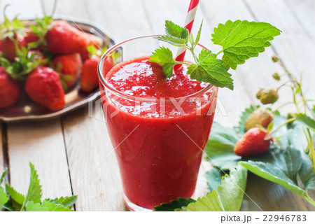 Glass Fresh Strawberry Smoothie Juice Fruits Mint 22946783