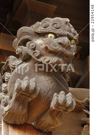 獅子像 2体セット 木製台座付き 木製獅子の彫刻 ふんする 2体セット