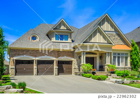 Luxury houses in North America Luxury houses in North America 22962302