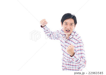 ミドルの男性 22963585