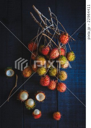 Red Ranbutans Red Ranbutans 22964411