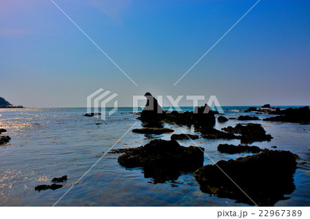 能登半島・ゴジラ岩・珠洲市馬緤町(1) 能登半島・ゴジラ岩・珠洲市馬緤町(1) 22967389