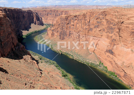 コロラド川 グレンキャニオンダム近く コロラド川 グレンキャニオンダム近く 22967871