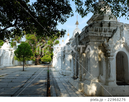 マンダレーのクトードーパゴタ 22968276