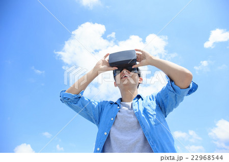man using VR headset glasses 22968544