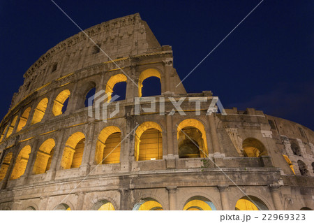 コロッセオの薄明夜景 コロッセオの薄明夜景 22969323