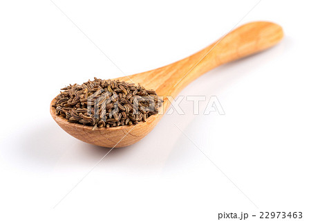 Caraway seeds in spoon 22973463