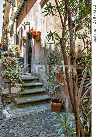 Little courtyard in Orvieto, Italy, Toscana 22974222