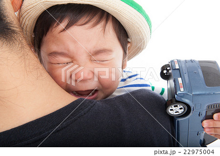 泣く幼児 22975004