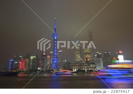 上海の夜景(外灘観光) 上海の夜景(外灘観光) 22975417