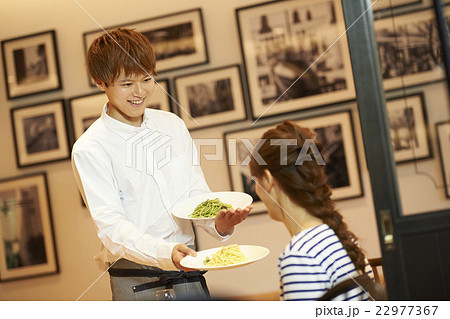 レストラン 撮影協力:TENOHA DAIKANYAMA レストラン 撮影協力:TENOHA DAIKANYAMA 22977367