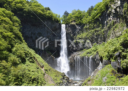 奥日光・華厳の滝 22982972