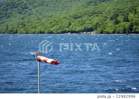 奥日光・中禅寺湖のウインドソック 22982996